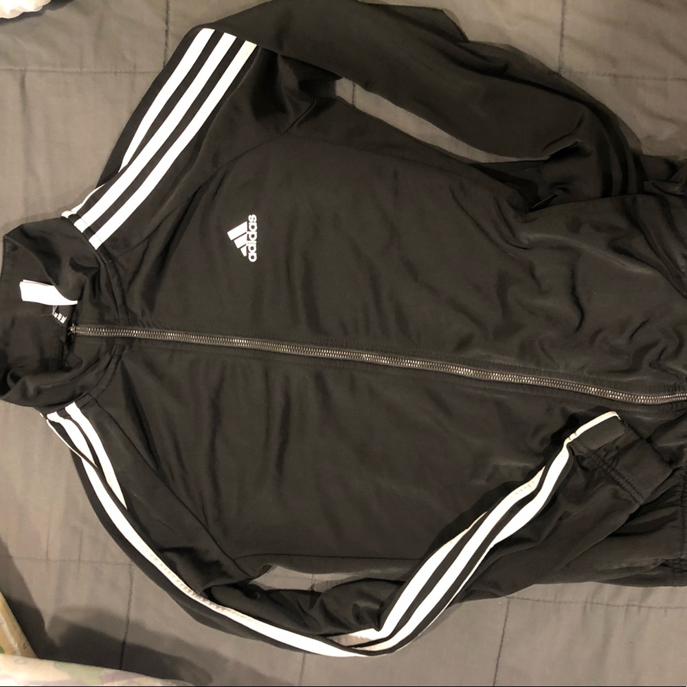 Classic Adidas Set three stripes Medium